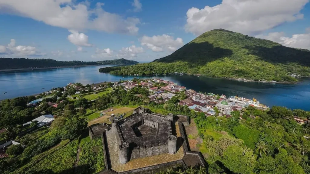 Benteng Belgica Banda Neira